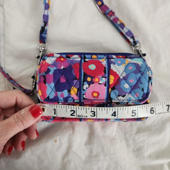 Vera Bradley 3-In-1 Convertible Wristlet Wallet Crossbody - Floral RFID - Picture 7 of 10